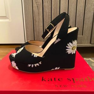 NWT Kate Spade Dellie Wedge